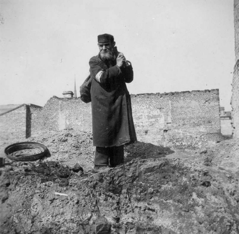 Siedlce Jewish man in Ghetto